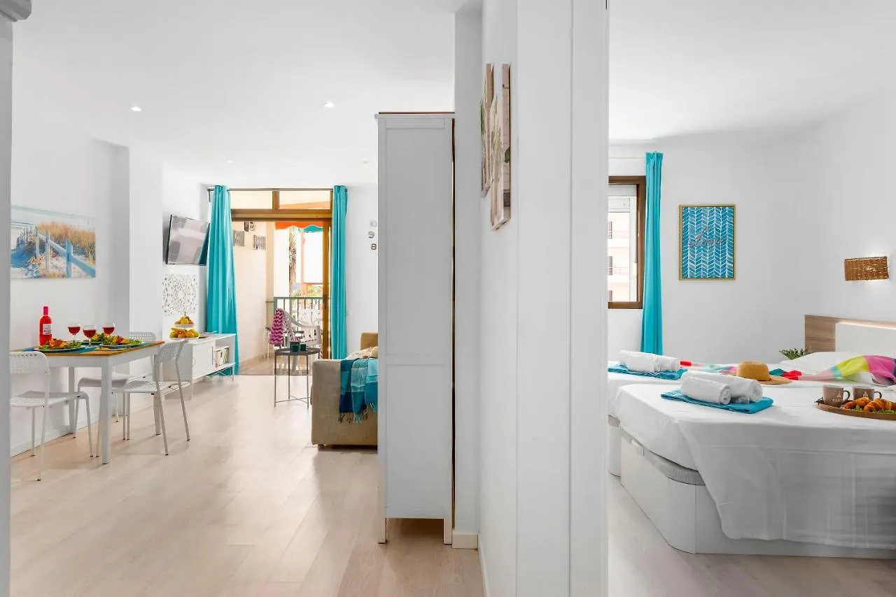 Apartment 211 Los Cristianos First Sea Line, Swimming Pool Spain